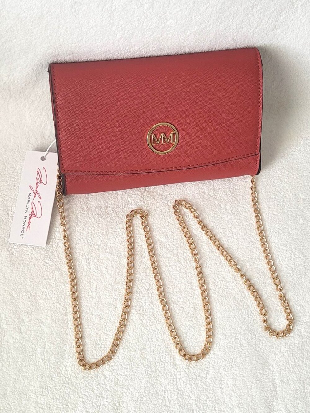 Marilyn Monroe Lipstick Red Clutch Purse - Picture 2 of 4